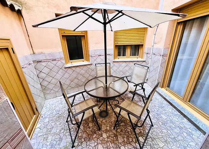 Turisticos Montasol 1 *